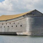 «The replica of Noah’s ark!» One contractor builds an immense ark and attracts tourists worldwide