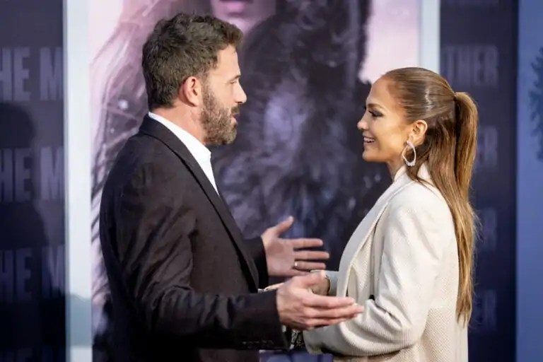 What Ben Affleck said to Jennifer Lopez during their famous red carpet “argument” is revealed by lip readers.