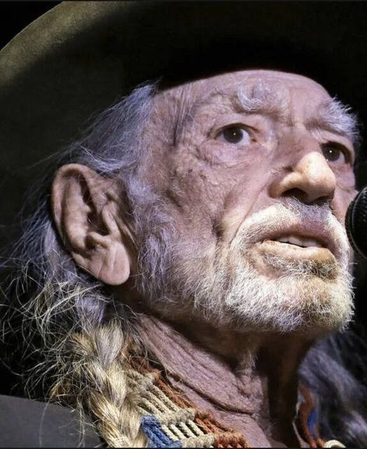 Willie Nelson Overcomes Health Scare with Support and Determination