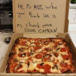 Pizza Delivery Man Writes a Warning on a Box — It Ended Up Saving Me from a Catastrophic Marriage